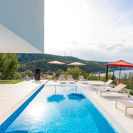 Adria Blue Villa Bakarac